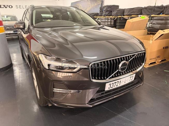 volvo XC60  B4