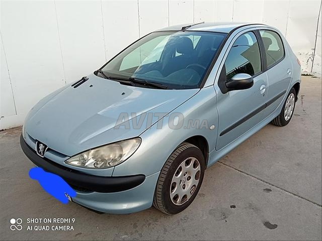 بيجو 206 موديل 2003 بحالة جيدة