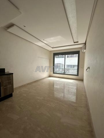 Appartement à louer 45 m² à Casablanca - 2