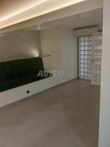 عيادة طبية مزدحمة 98م2 - 2