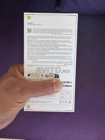 iPhone 16 noir 128Go neuf jamais utilisé - 2