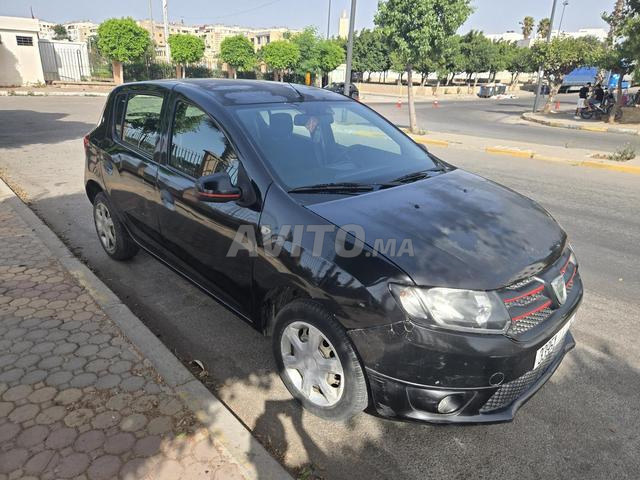 Dacia Sandero essence 6 cv - 2