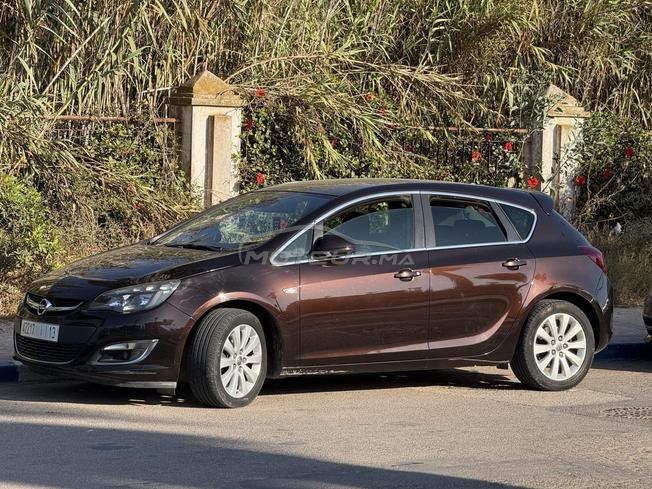 opel astra j 2015 2L automatique 