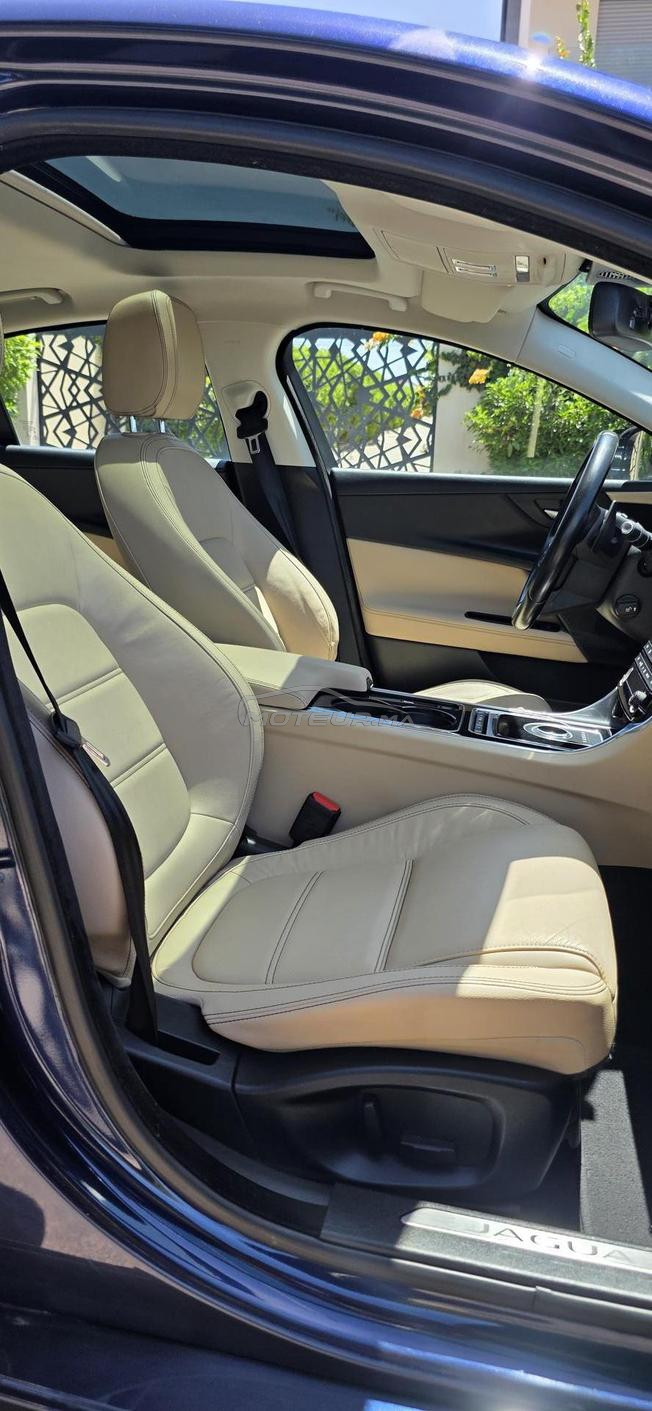 Jaguar XE 2017 excellent état 