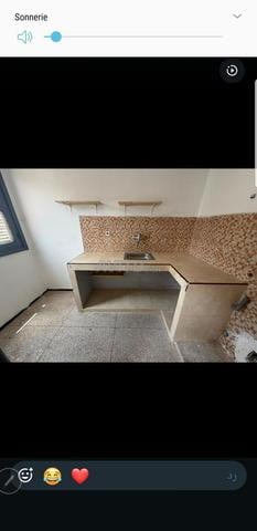 كارسونير للكراء غرفة واحدة مطبخ حمام بوفاق