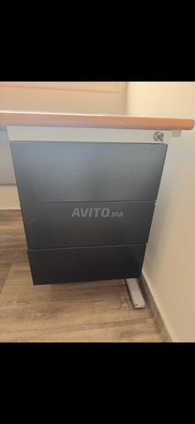 Bureau avec clé 1.40m/80cm - 2