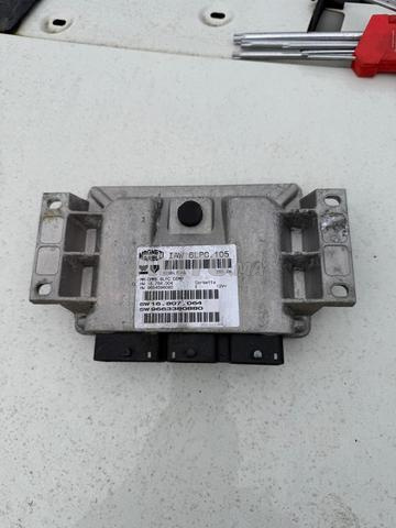 Calculateur MAGNETI MARELLI IAW 6LPC.105