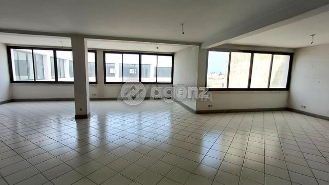 REF-IFN 43 - Bureau à vendre à La Gironde - 2