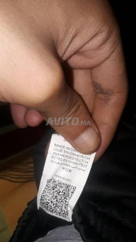 طقم رياضي جديد مقاس متوسط