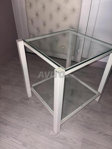 Table d’appoint ou table de chevet en verre - 2