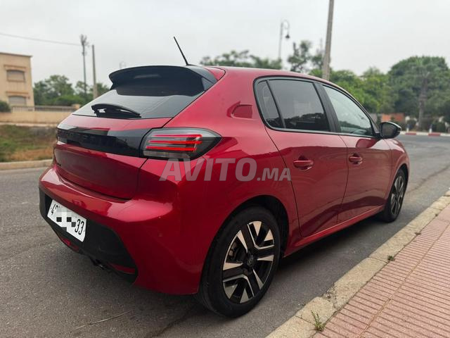 Peugeot 208 Diesel Manuelle 2024 à Agadir - 2