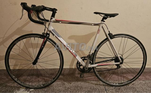 Vélo d'extérieur d'occasion mais encore neuf