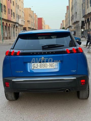Peugeot 2008 allure Automatique 2022 à Casablanca - 2