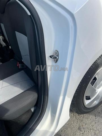 Seat Ibiza Diesel Manuelle 2012 à Rabat - 2