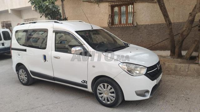 Dacia Dokker 2015 en excellent état - 2