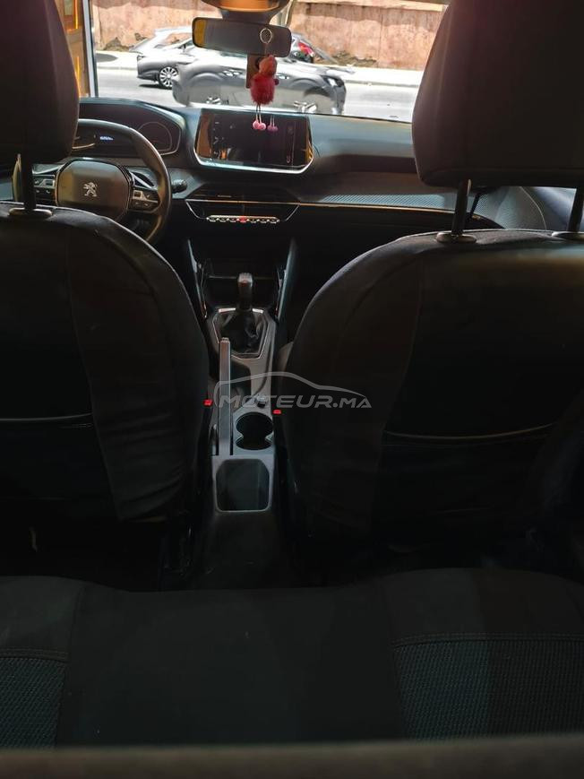 Peugeot 208 Diesel Manuelle 2024 à Kénitra
