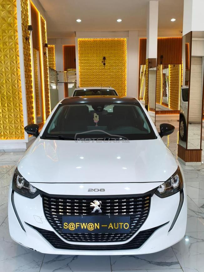 Peugeot 208 Diesel Manuelle 2024 à Kénitra