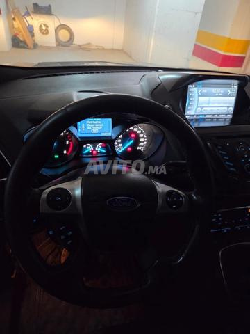 Ford Kuga diesel - 2