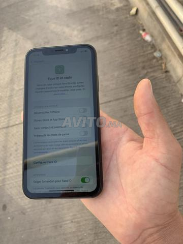 iPhone XR 64 Go - 2