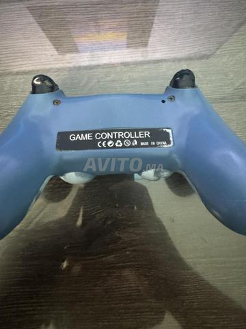 يد تحكم PS4 مستعملة - 2
