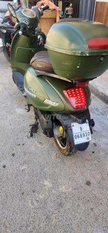 Moto - 2