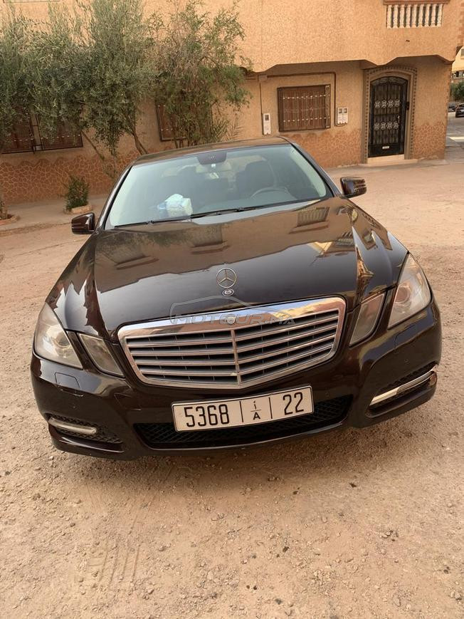 سيارة مرسيدس classe E 250 مديل 2012 Ww مغرب