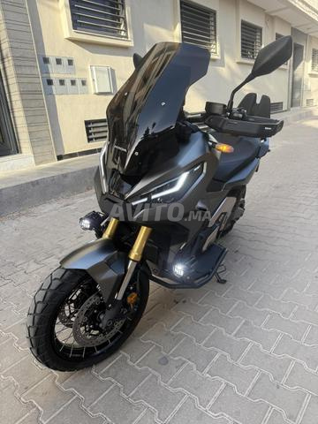 Honda xadv 2023 importée neuve
