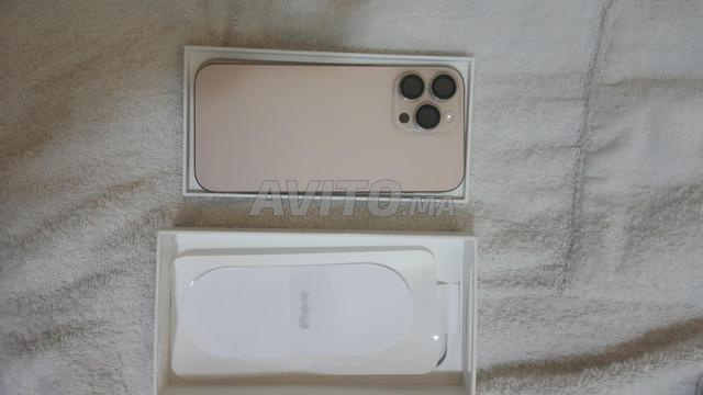 iPhone 16 Pro Max 256 Go batterie 96 - 2