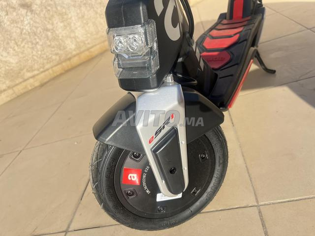 سكوتر كهربائي Aprilia جديد 0 كم - 2