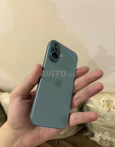 iPhone 16 128Go 88% batterie - 2