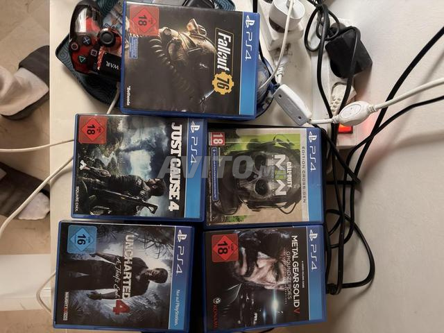 PS4 slim officielle avec 10CD et 3 manettes - 2