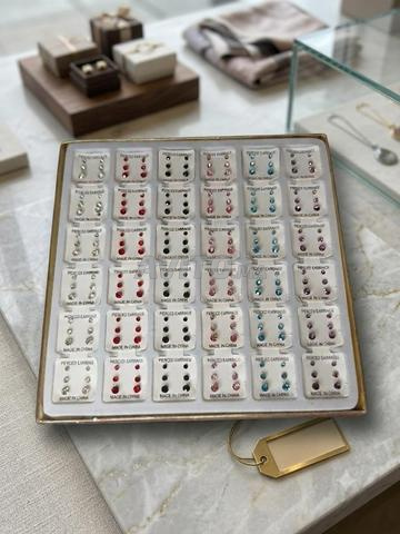36 زوجًا من الأقراط - 2