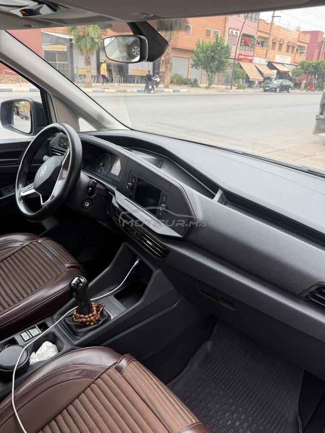 caddy 5 modele 2023 mois 6