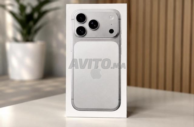 iPhone 17 Pro 256 Go Argent – Neuf Scellé 🇲🇦📦