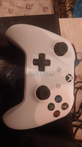 Xbox One Fat avec 2 manettes et GamePass - 2