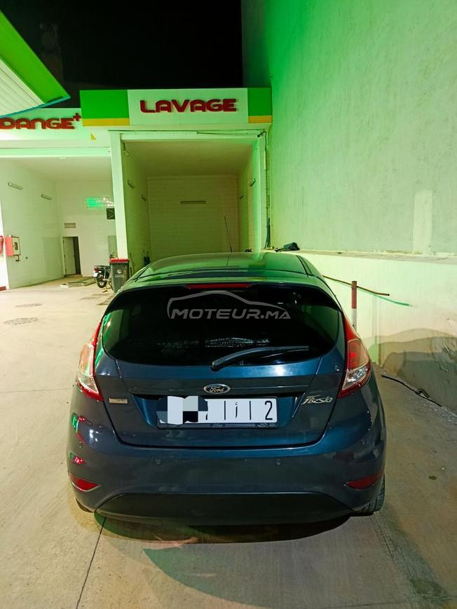 ford fiesta tres bon état 