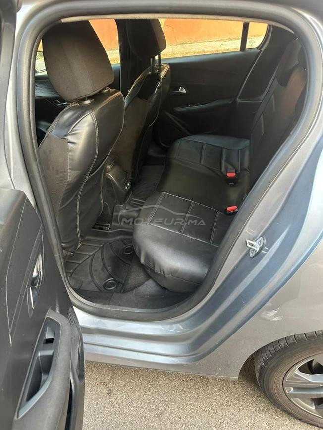 voiture mazal jdida première main madarba walo 