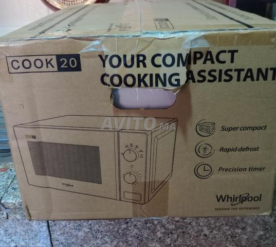 ميكروويف Whirlpool جديد - 2