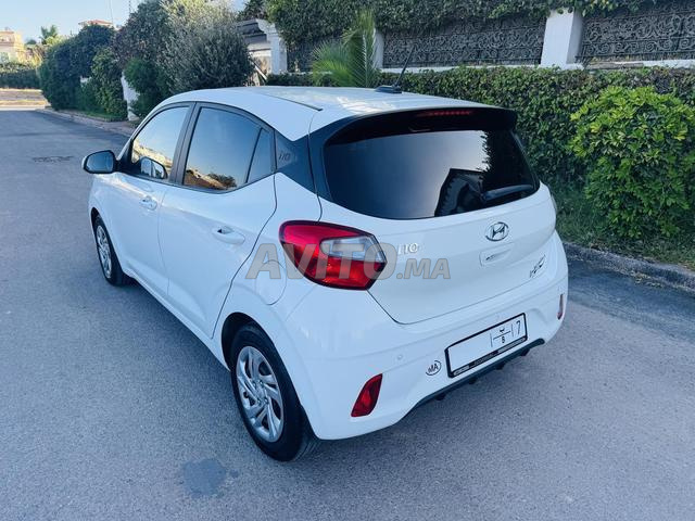 Hyundai Grand i10 première main en excellent état