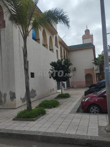 Hammam public avec appartements et local commercial