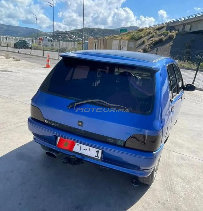 رينو كليو بنزين يدوي 1994 في طنجة