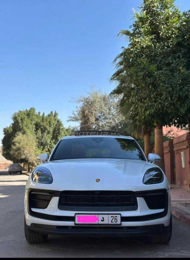 Porsche macan en bon état 