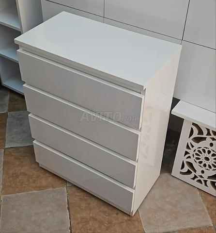 كومود عصري بـ 4 أدراج