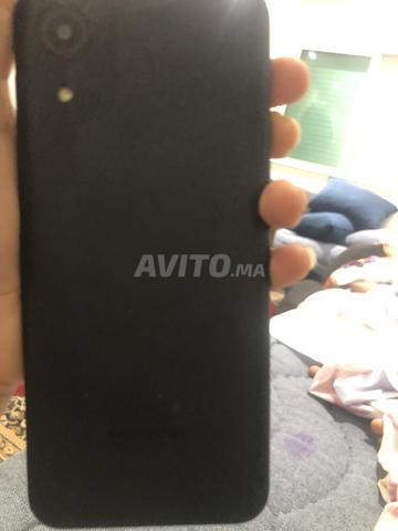 Téléphone Samsung propre sans problèmes, tout fonctionne