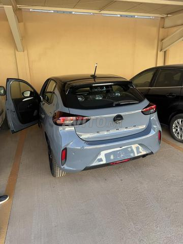 Voiture neuve à vendre