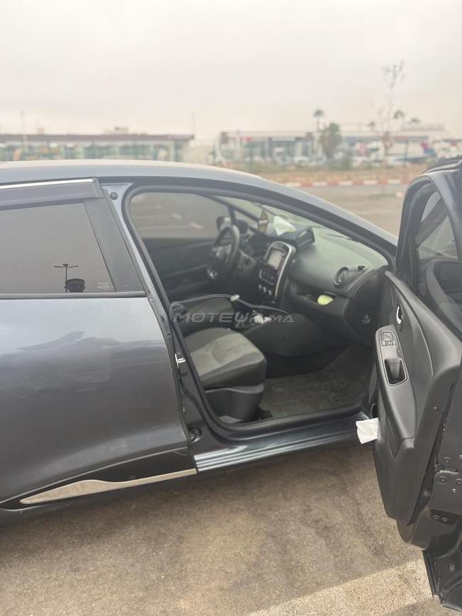 Renault Clio Diesel Manuelle 2017 à Agadir