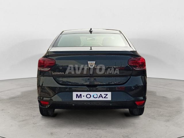 DACIA. Logan
