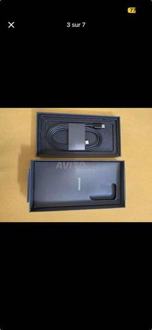 Samsung s25 ultra 256 GO avec sa boîte d'origine - 2