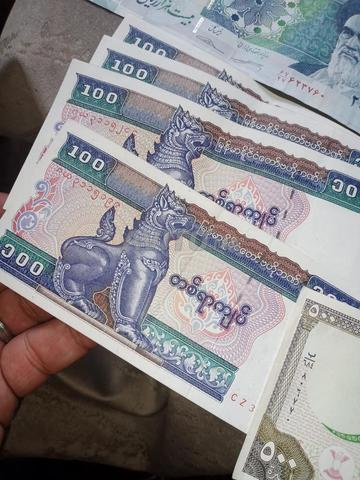 28 billets de banque - 2