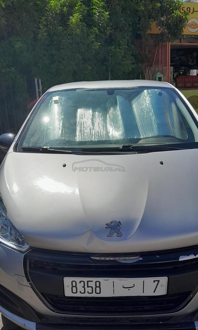 Peugeot 208 essence vignette 350 dhs